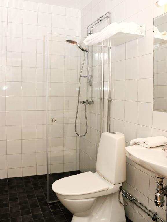 Hotell Kungsljus, Budgethotell 바스터벡 외부 사진