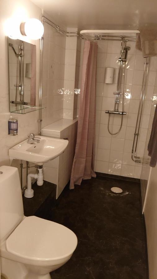 Hotell Kungsljus, Budgethotell 바스터벡 외부 사진